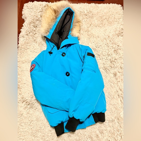 Authentic Canada Goose Jacket - Picture 4 of 9